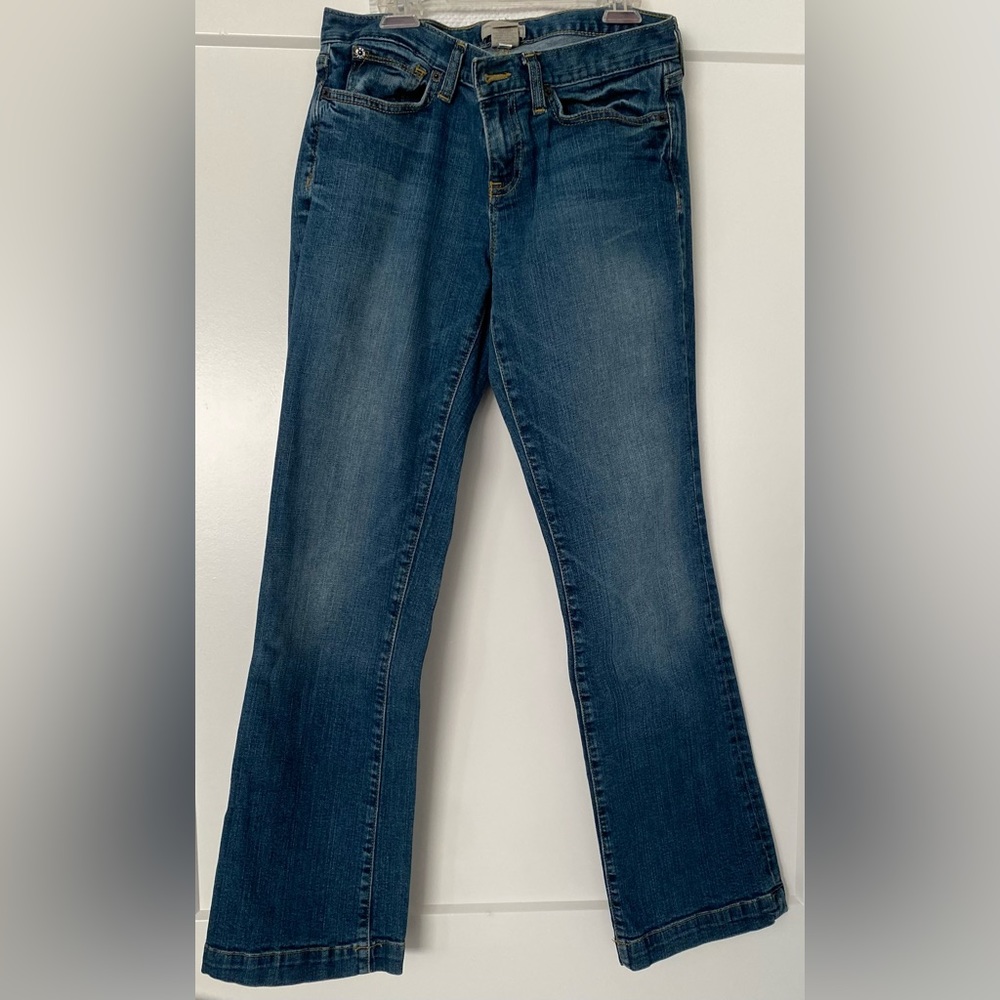 Gap - Long and lean - Dark-Medium Wash Flare Jeans - Size 4/27A